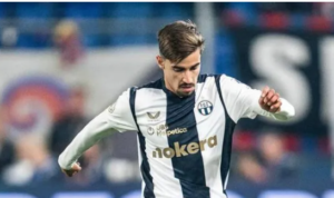 Portuguese footballer Rodrigo Conceição is returning to Portugal and will join Tondela