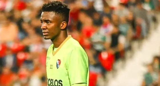 Flamengo makes an offer for Andrew and enters a dispute with Botafogo.